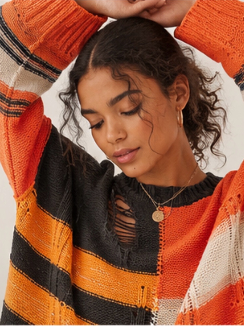 🧡🤎BDG Kurt Distressed Crew Neck Sweater In Orange🤎🧡